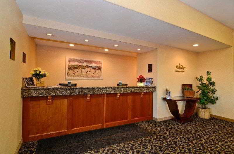 Best Western Pendleton Inn Интерьер фото